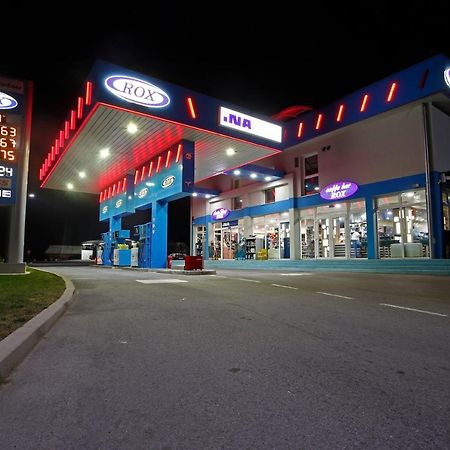 Motel Rox Modrica Zewnętrze zdjęcie